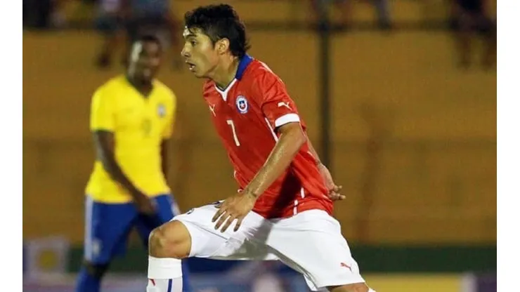 Luciano Cabral jugando por Chile