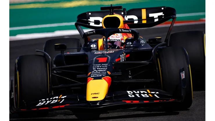 Max Verstappen y Red Bull completaron un año ideal siendo campeones de Pilotos y Constructores.