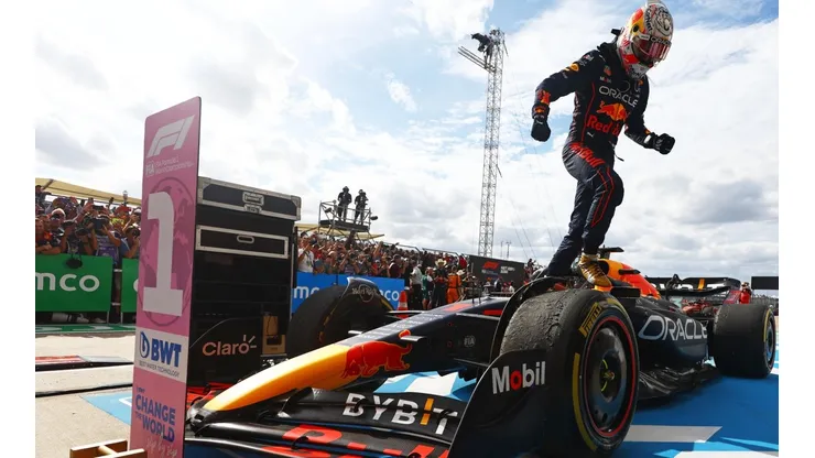 Max Verstappen va por el récord de más carreras ganadas en una misma temporada.