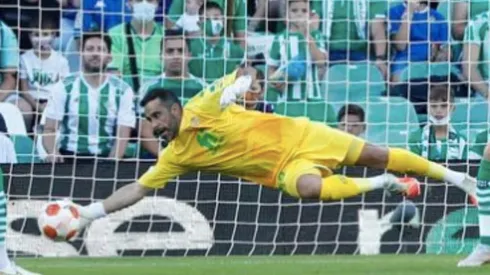 Bravo disputó todo el duelo anterior entre ambos y mantuvo el arco en cero.