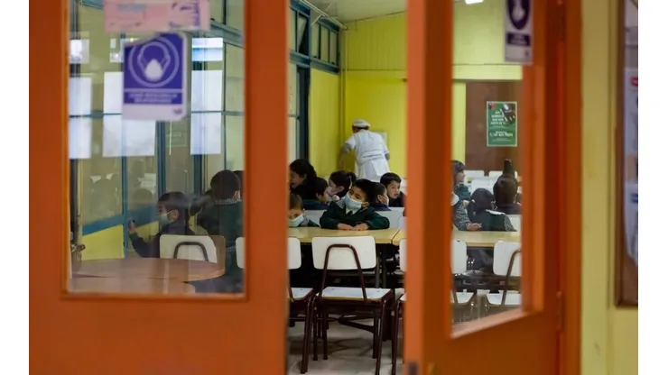 ¿Quiénes pueden recibir el Bono Asistencia Escolar?