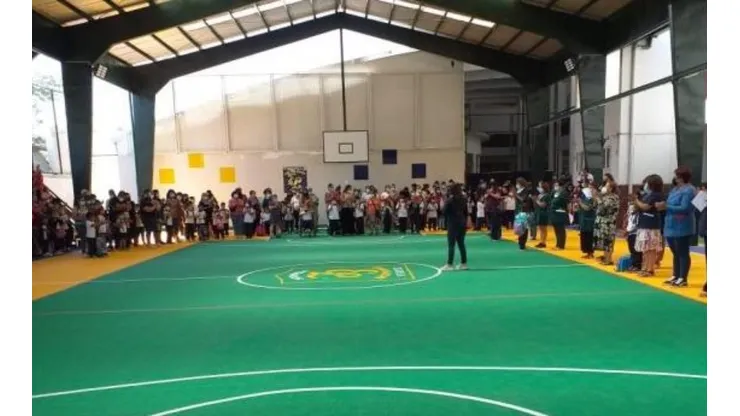 Escuela de Peñaflor recibe premio mundial de innovación: Escuela Emilia Lascar ganó el World’s Best School