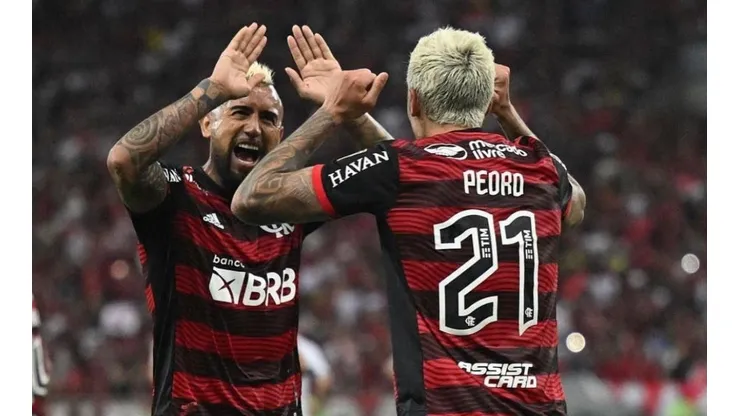 El Flá viene de coronarse campeón de Copa de Brasil y no abandona la ilusión matemática de alcanzar al líder.