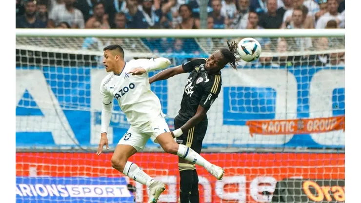 Alexis será titular en el clásico ante PSG