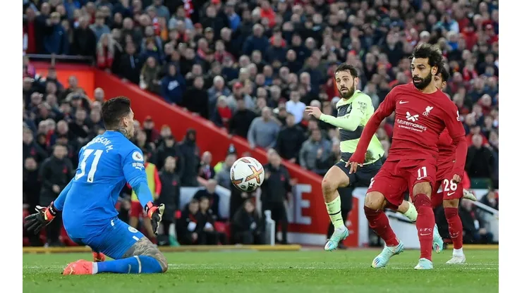 Mohamed Salah define ante la salida de Ederson