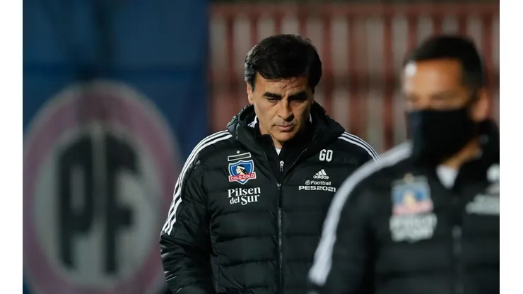 Quinteros aún no resuelve su futuro en Colo Colo