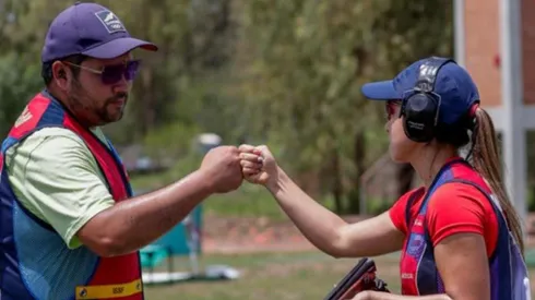 Fran Crovetto y Héctor Flores estuvieron muy cerca del oro, pero sacaron una medalla de plata digna de aplaudir ya que tuvieron compartir escopeta por culpa de una inoperante aerolínea.