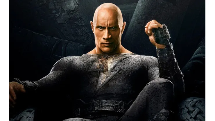 Black Adam es protagonizada por Dwayne Johnson.