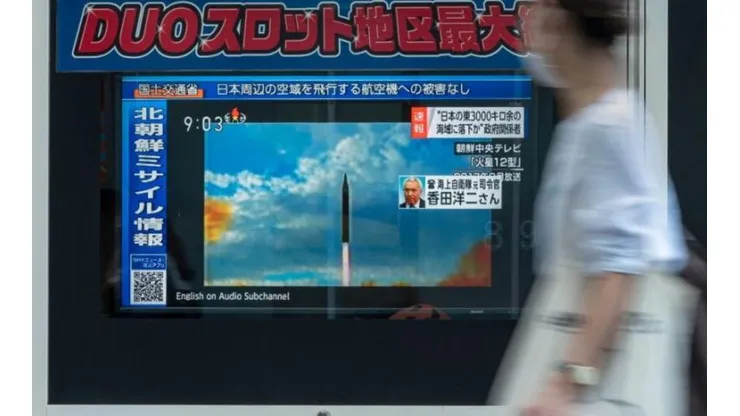 Corea del Norte lanza misil balístico sobre Japón
