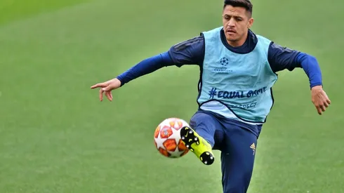 Manchester United Training Session and Press Conference