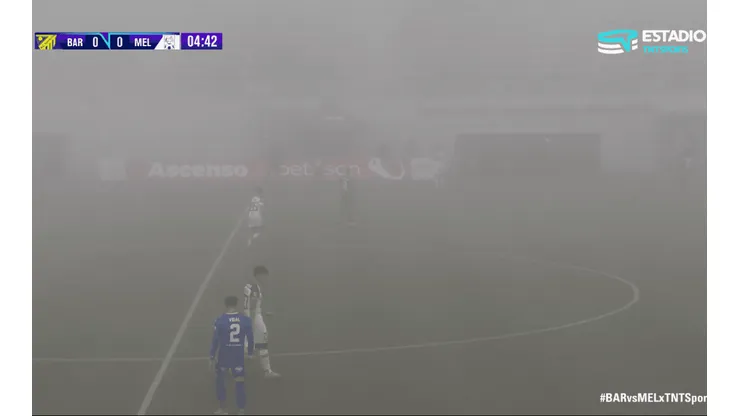 Solo falta Carlos Pinto: Barnechea y Melipilla bajo una densa niebla