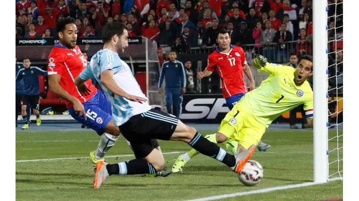 Gonzalo Higuaín lo pasó mal tras las finales perdidas con Argentina