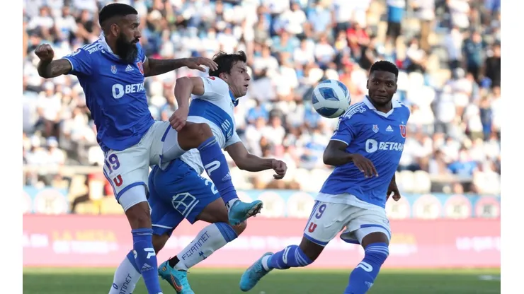 La U y la UC animan un Clásico Universitario buscando el pase a semifinales
