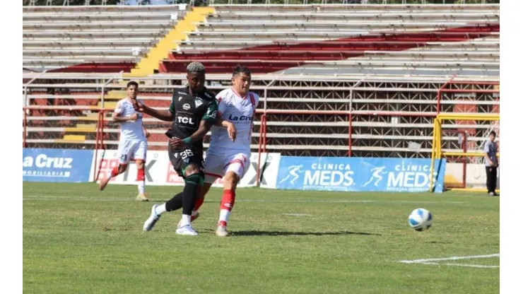 Los caturros ganaron el partido al 89'