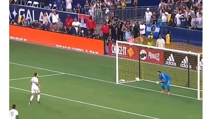 El momento del penal a lo Panenka