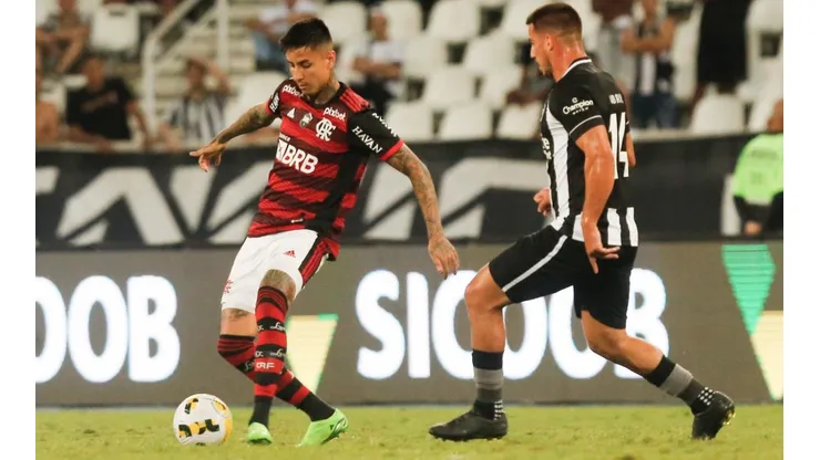 Erick Pulgar sumó sus primeros minutos desde que llegó al Flamengo