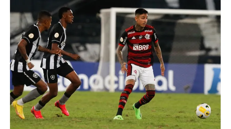 Erick Pulgar debutó en el Flamengo tras semanas de preparación