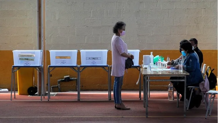 Revisa tus datos electorales.