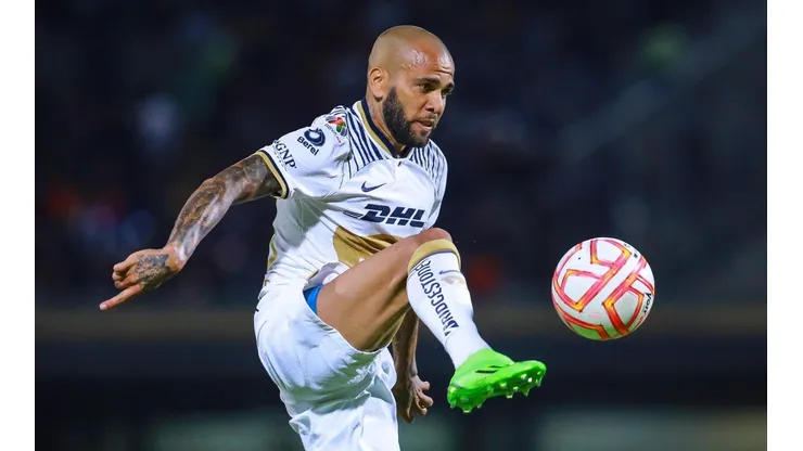 Dani Alves no ha tenido un buen arranque de ciclo con Pumas.