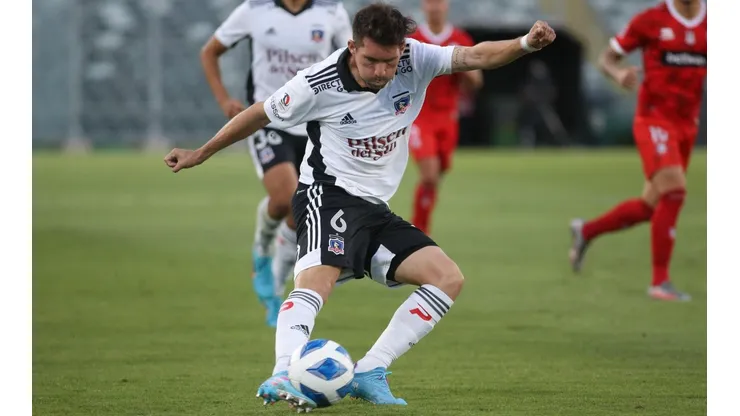 César Fuentes afina la puntería para volver a jugar por Colo Colo