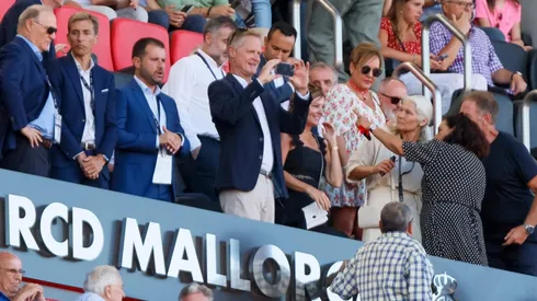 Steve Kerr mira de cerca la actuación del Betis de Pellegrini.