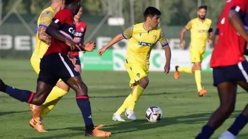 El volante chileno tuvo un mal día en la fecha 2 de La Liga, y el Cádiz sumó su segunda derrota en un arranque con la nube negra encima.