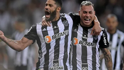 Eduardo Vargas fue duramente criticado tras su expulsión ante el verdao en Copa Libertadores.