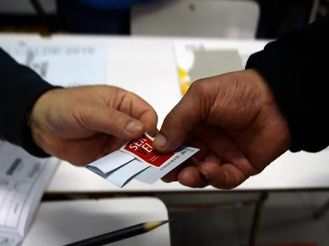 ¿Quiénes tienen que votar en el Plebiscito y cómo puedo excusarme?