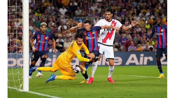 Rayo Vallecano amargó el estreno del súper Barcelona de Xavi