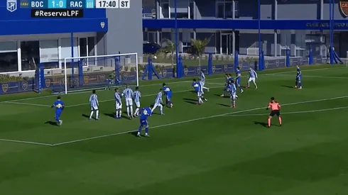 Brandon Cortés la mandó a guardar con un tremendo tiro libre.