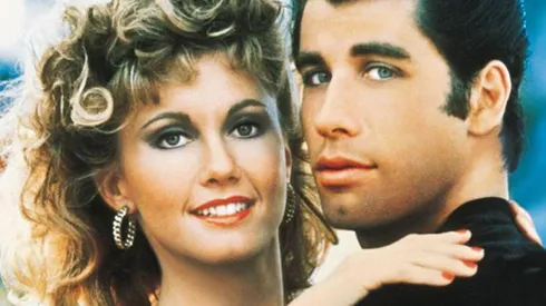 Olivia Newton-John y John Travolta en el afiche de Grease.