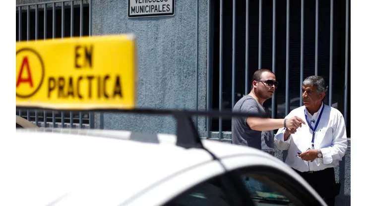 ¿Qué edad debo de tener para obtener la licencia de conducir?