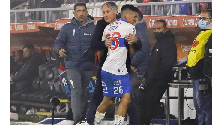 Holan tuvo palabras para la partida de Núñez
