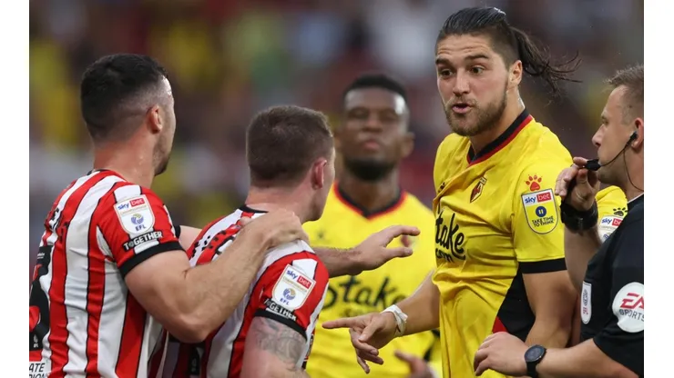Francisco Sierralta fue titular en el triunfo del Watford