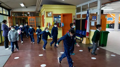 ¿Qué es el Bono por Asistencia Escolar, cómo se postula y quiénes son beneficiarios?