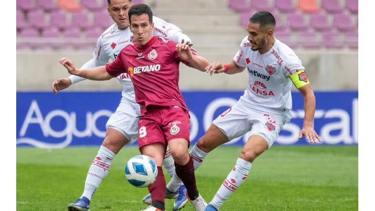 La Serena goleó a Ñublense y dejó en llamas la tabla de posiciones