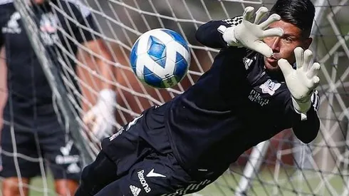 Colo Colo tiene arquero para rato: Brayan Cortés renovó su contrato hasta 2024