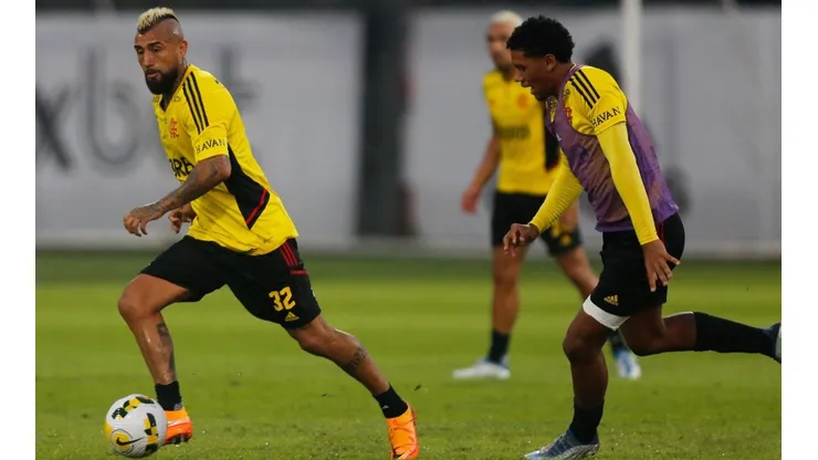 Arturo Vidal sacó a relucir todo su talento en las prácticas.