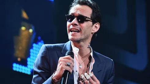 Marc Anthony sobre el escenario.