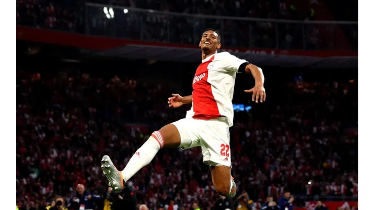 El ex Ajax habló tras su diagnóstico