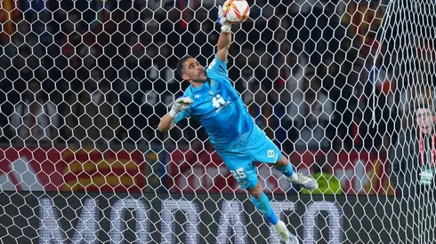 Claudio Bravo comenzó una nueva temporada con el Betis de Pellegrini.