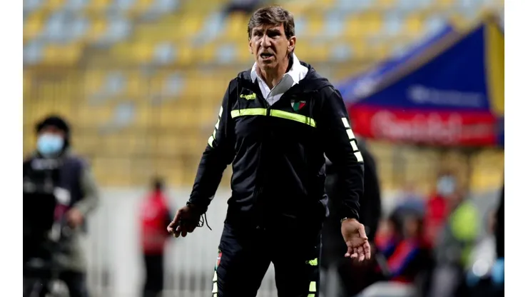 La selección boliviana tienta a Costas con poder vivir su primera vez al mando de un combinado nacional.