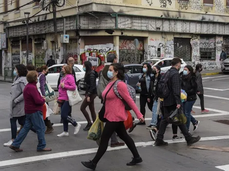 Minsal anuncia que 17 comunas retroceden a Fase de Medio Impacto Sanitario
