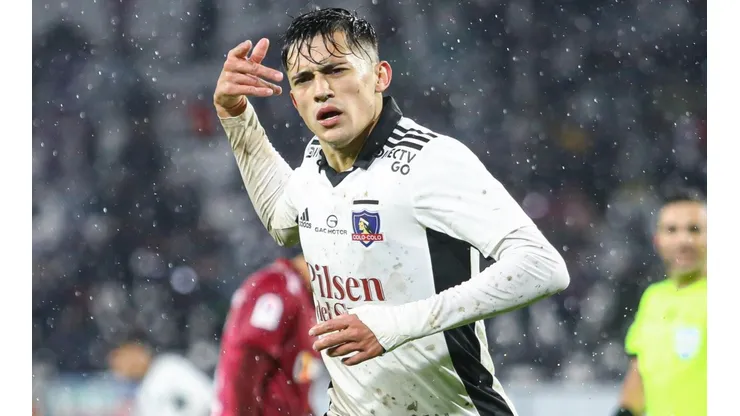 Colo Colo goleó a Deportes La Serena en el Monumental.