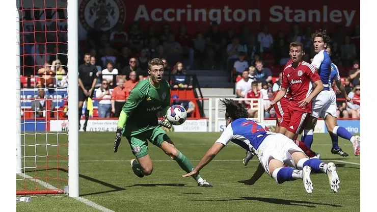 Ben marcó, pero su gol fue anulado