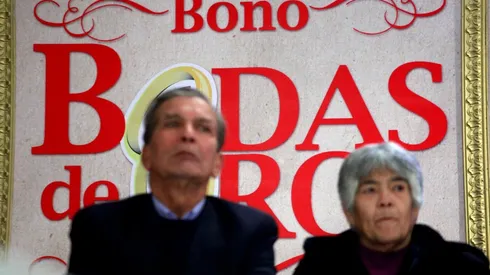 ¿Cómo se postula al Bono Bodas de Oro y qué requisitos tiene?