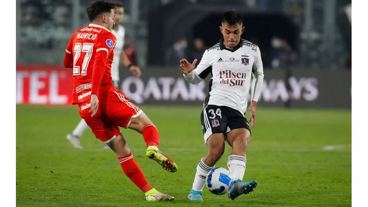 Vicente Pizarro jugó 16' en la ida entre Colo Colo e Inter de Porto Alegre: reemplazó al desgarrado César Fuentes.