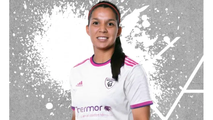 Araya continuará su carrera en España y vestirá la camiseta del Madrid CFF durante la próxima temporada