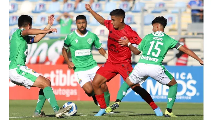 Tanto Ñublense como Audax Italiano lograron avanzar en Copa Chile.