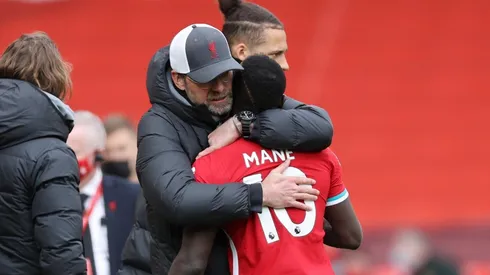 Sadio Mané junto a Jürgen Klopp en el Liverpool